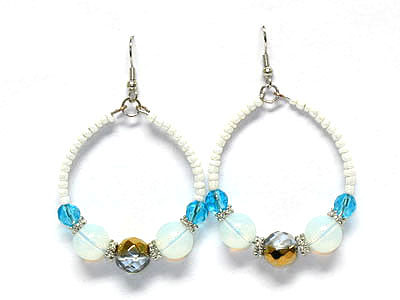 Glass and seed beads round earring