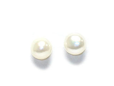 Pearl stud earring