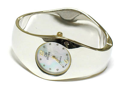 Miop face brass case hinge metal bangle watch