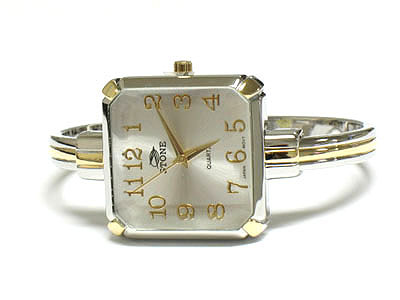 Simple line metal bangle watch