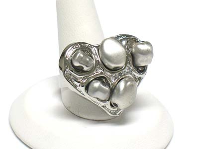 Crystal accent metal heart ring - adjustable