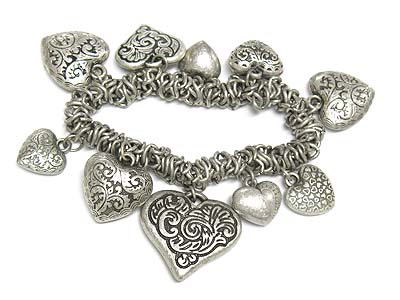 Metal filigree heart charm stretch bracelet