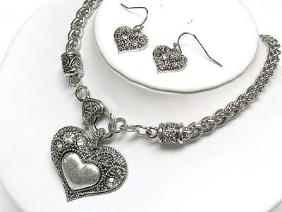 Crystal and casting heart chain necklace set