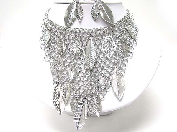 Multi metal ring and leaves dangle bib style necklace earring set