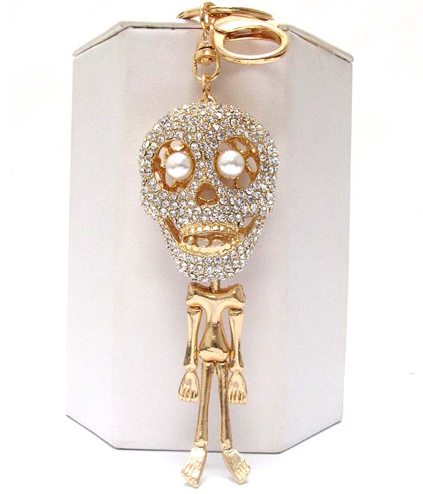 Crystal and pearl eyed skull key chain