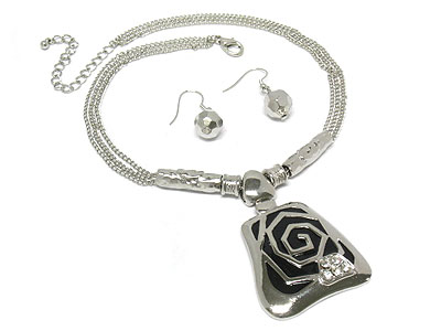 Crystal painted rose pattern pendant and triple strands necklace and earring set 