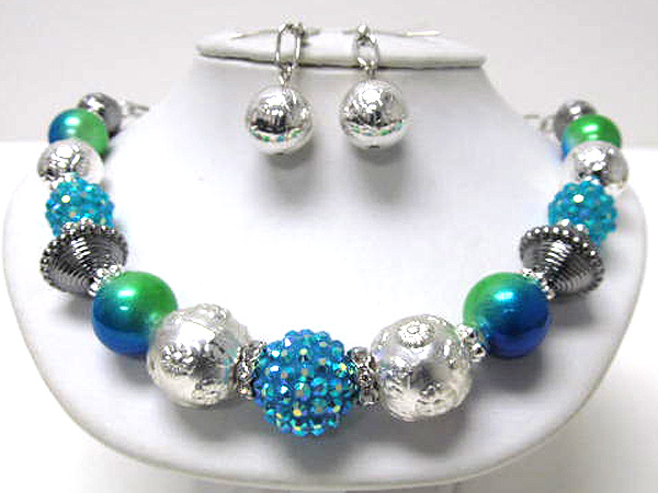 Multi pearl with fire balls and metal fashion balls chain necklace earring set