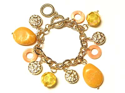 Vintage style natural stone and fillegree round metal disk dangle toggle bracelet