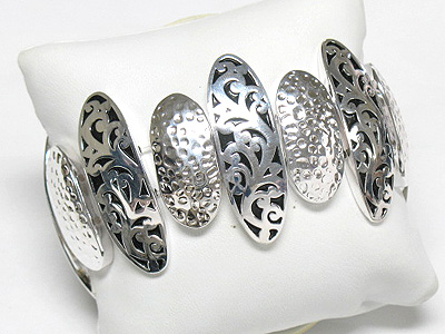 Metal filigree stretch bracelet