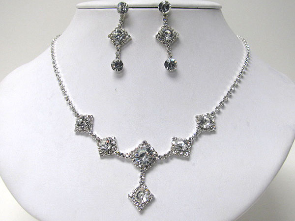 Crystal accent diamond and y shape rhinestone necklace earring set