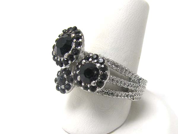 Crystal triple flower stretch ring