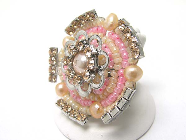 Crystal and seed beads deco flower stretch ring