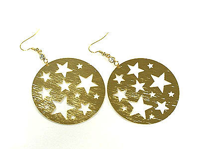 Cut out star metal disk earring