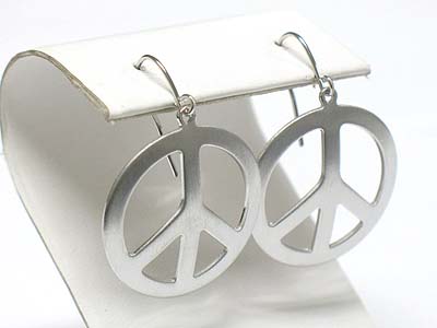 Metal peace mark earring