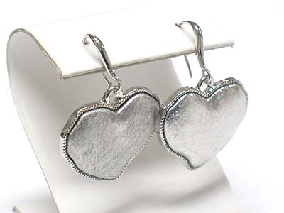 Scratch metal combination heart earring - brass metal