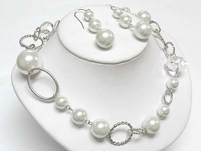 Glass pearl and metal chain extra long necklace and earring set