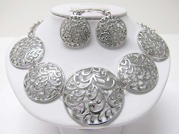 Cut out metal textured disk link necklace earring set