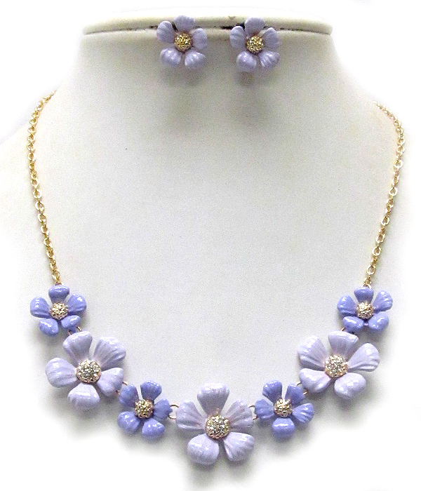 Crystal center and epoxy deco multi flower link necklace earring set