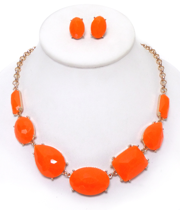 Neon stone link necklace set