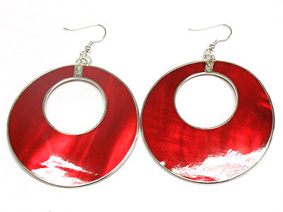 Abalony round disk earring