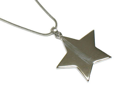 Star charm dangle necklace