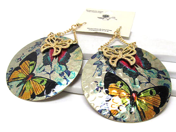 Metal round pebble prited butterfly drop earring