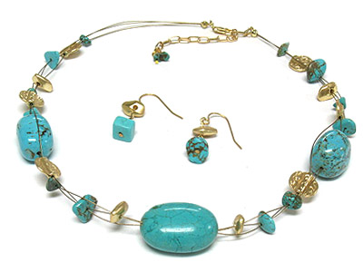 Casting metal disk and turquoise stone link necklace and earring set