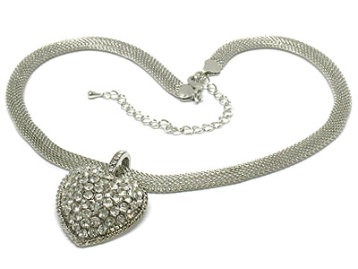 Glamorous crystal heart pendant mesh chain necklace