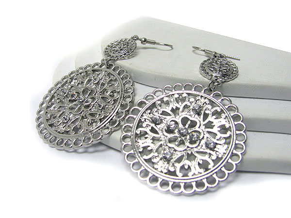 Crystal deco and filigree earring