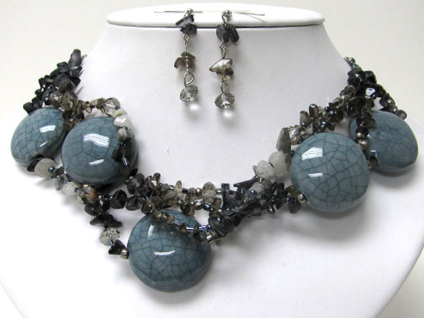 Large figurine and colored stone bead chain necklace earring set