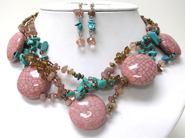 Large figurine and colored stone bead chain necklace earring set