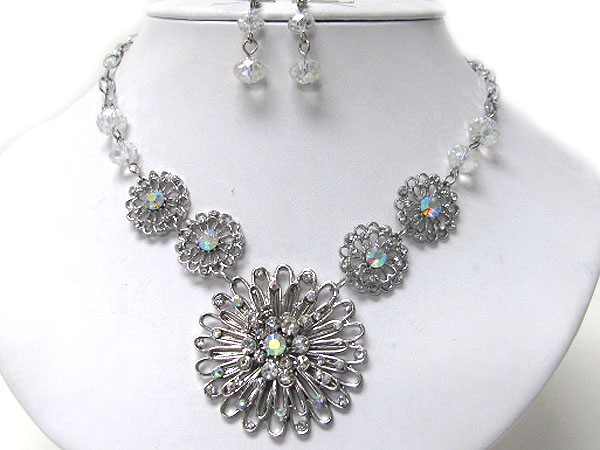 Crystal stud metal flower link necklace earring set