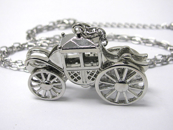 Large 3d metal carriage pendant long necklace