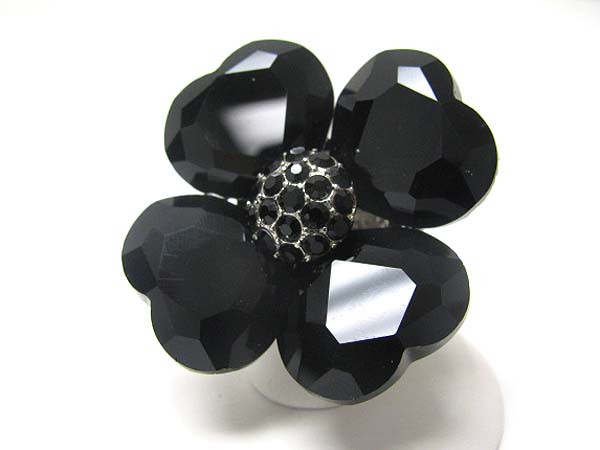 Crystal and facet glass flower stretch ring