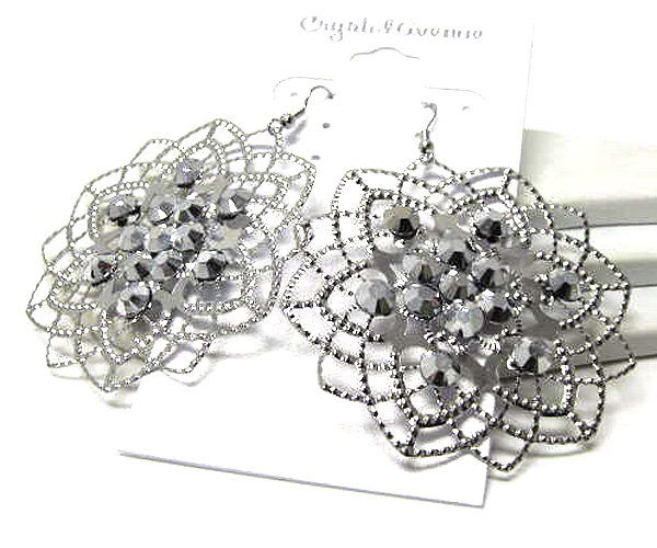 Crystal and metal filigree flower earring