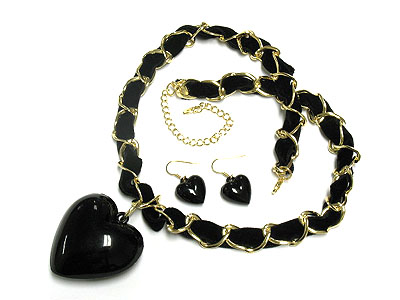 Braided chain heart neckalce and earring set