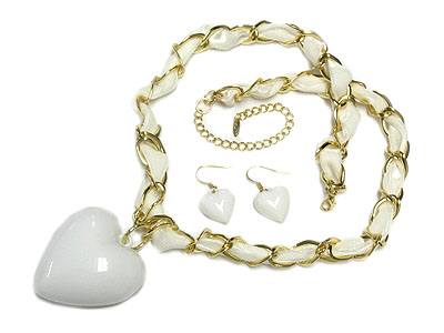 Braided chain heart neckalce and earring set