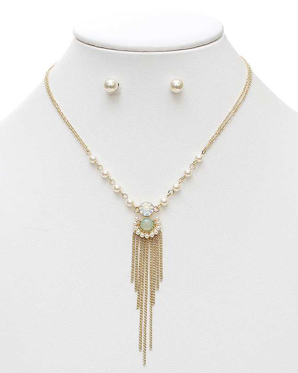 Fine chain tassel and freshwater pearl necklace set