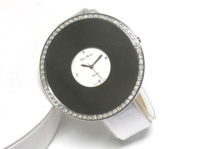 Crystal framed large round face fashion watch