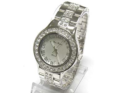 Boutique class crystal engagement style metal band watch