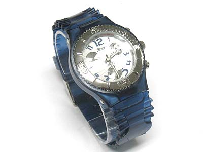 Crystal frame semi clear band watch