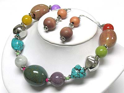 Multi natural and ceramic stone mixed necklace and earring set