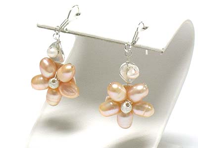 Fresh water pearl flower drop earring