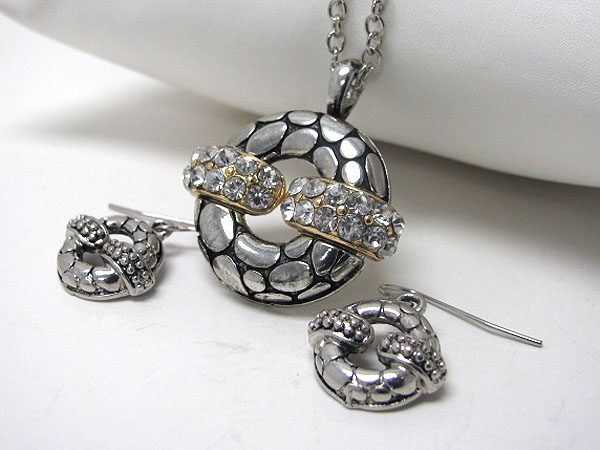 Crystal stud metal art donut pendant necklace earring set