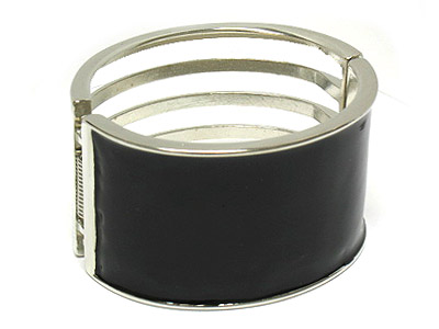 Enamel cover metal bracelet