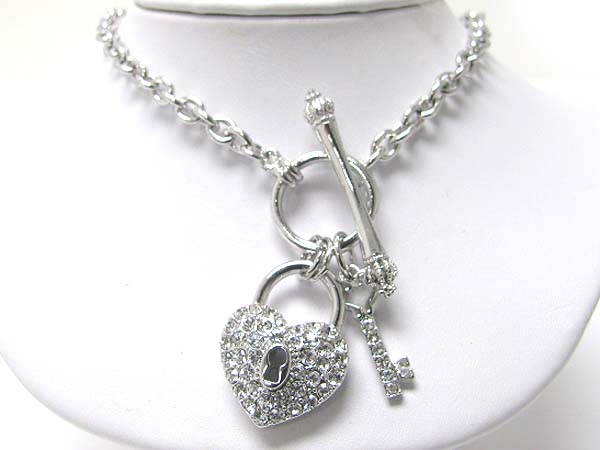 Made in korea whitegold plating crystal key and lock charm toggle necklace