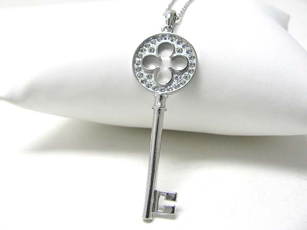 Made in korea whitegold plating crystal stud key pendant necklace