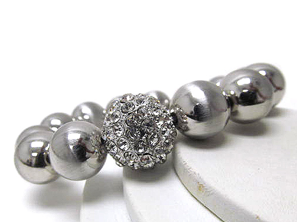 Metal multi  fashion balls and center crystal fireball stretch bracelet