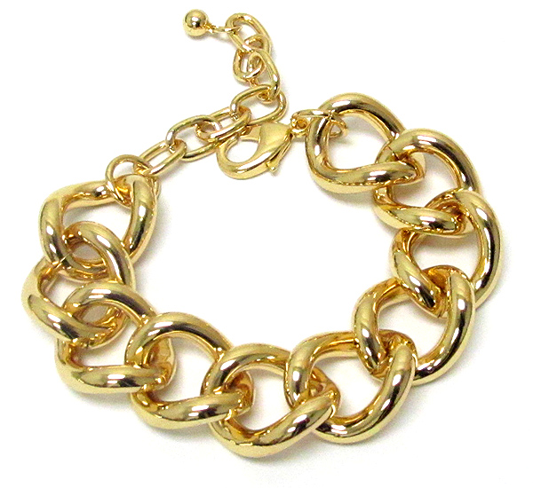 Thick metal chain bracelet