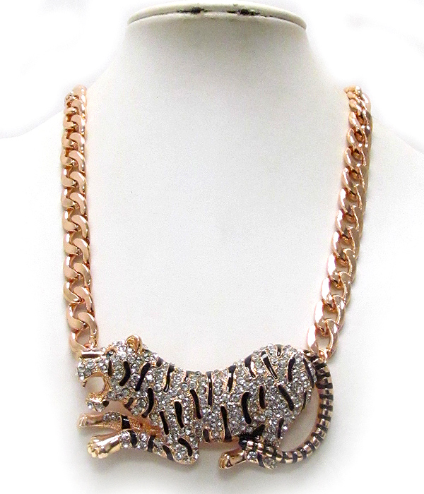 Crystal and epoxy deco tiger pendant and metal chain rihanna style necklace